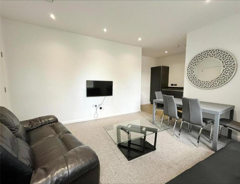 City Point Apartments Manchester Ngoại thất bức ảnh